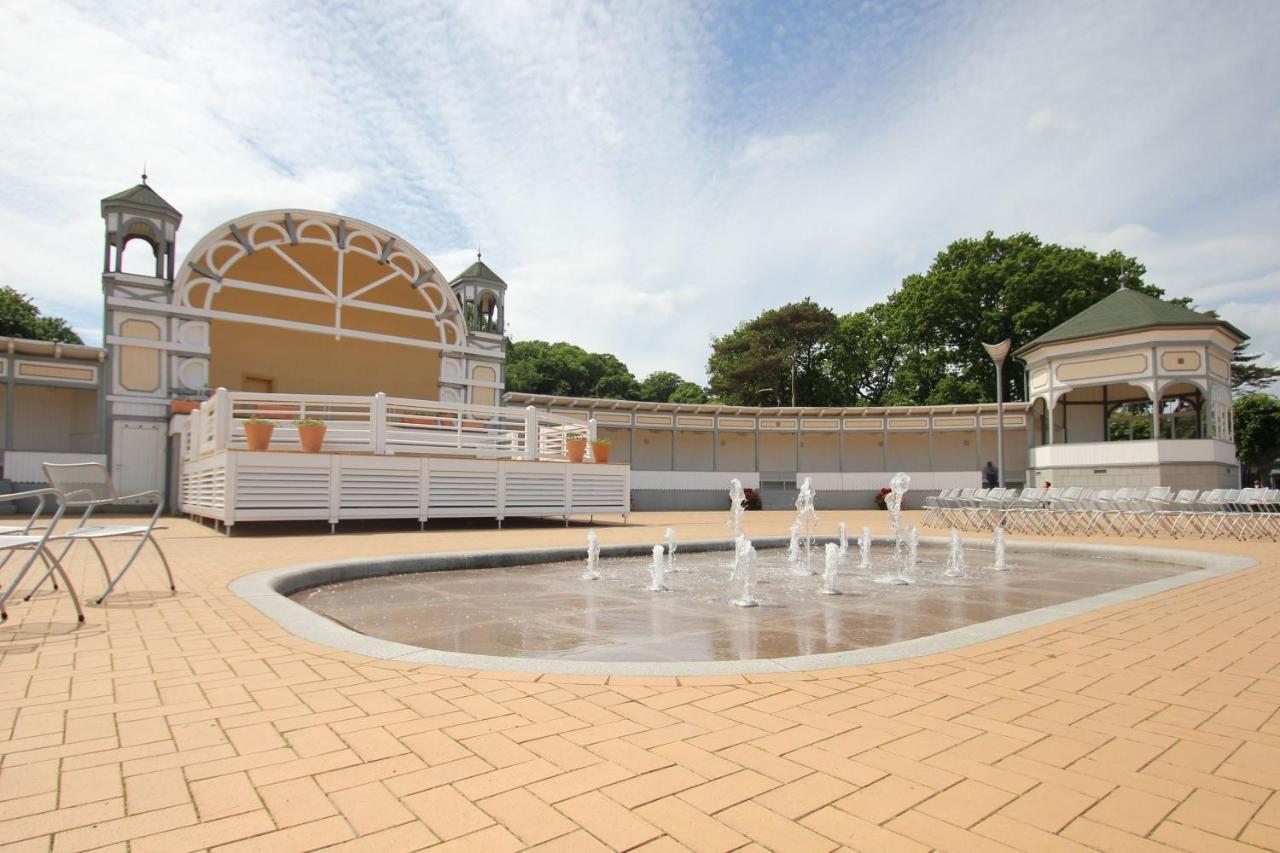 Meeresblick Residenzen FeWo 68 deluxe, inklusive Sauna und Schwimmbadnutzung im AHOI Sellin Goehren  Exterior foto